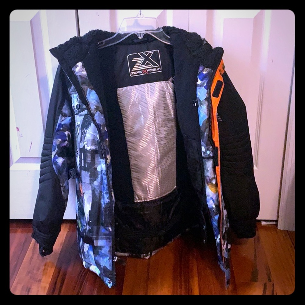 I am selling a zeroXposur winter jacket